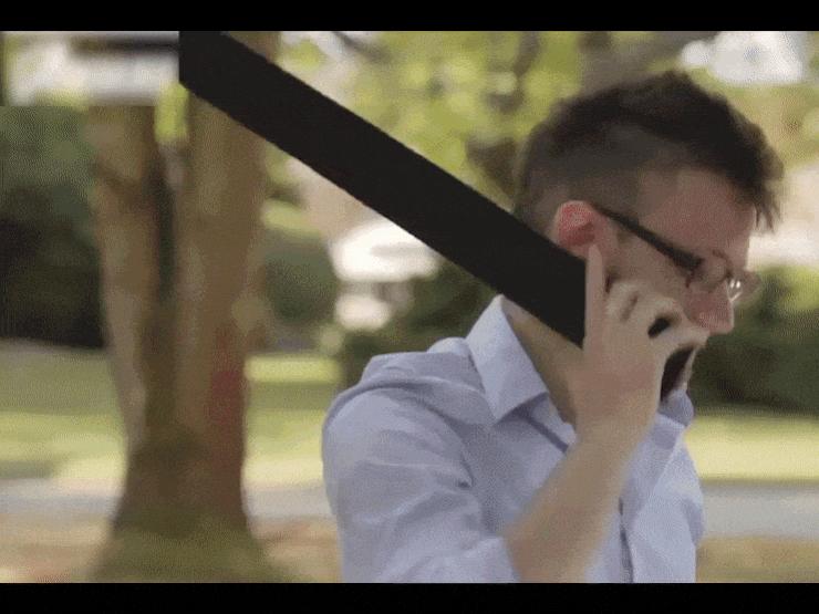 Thời trang Hi-tech - Clip: Đây là chiếc iPhone của những năm 3000..."khác biệt quá"