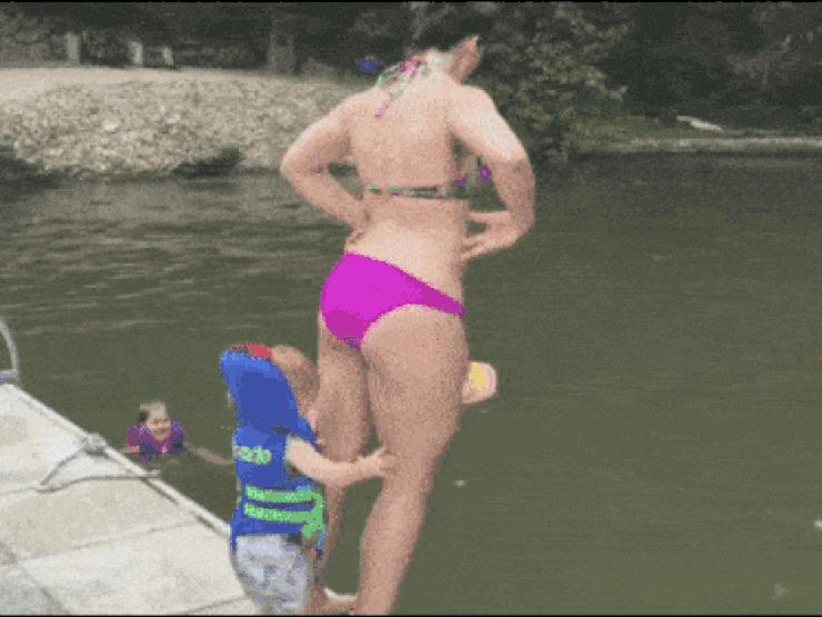 Tranh vui - Sự cố khó đỡ ập đến bất ngờ khiến nhiều người không kịp trở tay