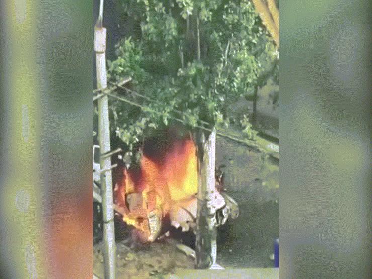 Video: Ô tô phát nổ, lãnh đạo chính quyền thân Nga ở Ukraine tử vong