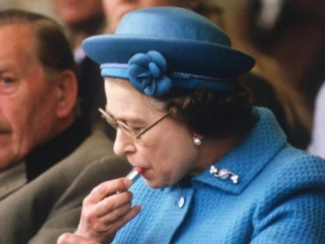 Cựu nhân viên tiết lộ “ám hiệu” đặc biệt của Nữ hoàng Anh khi còn sống