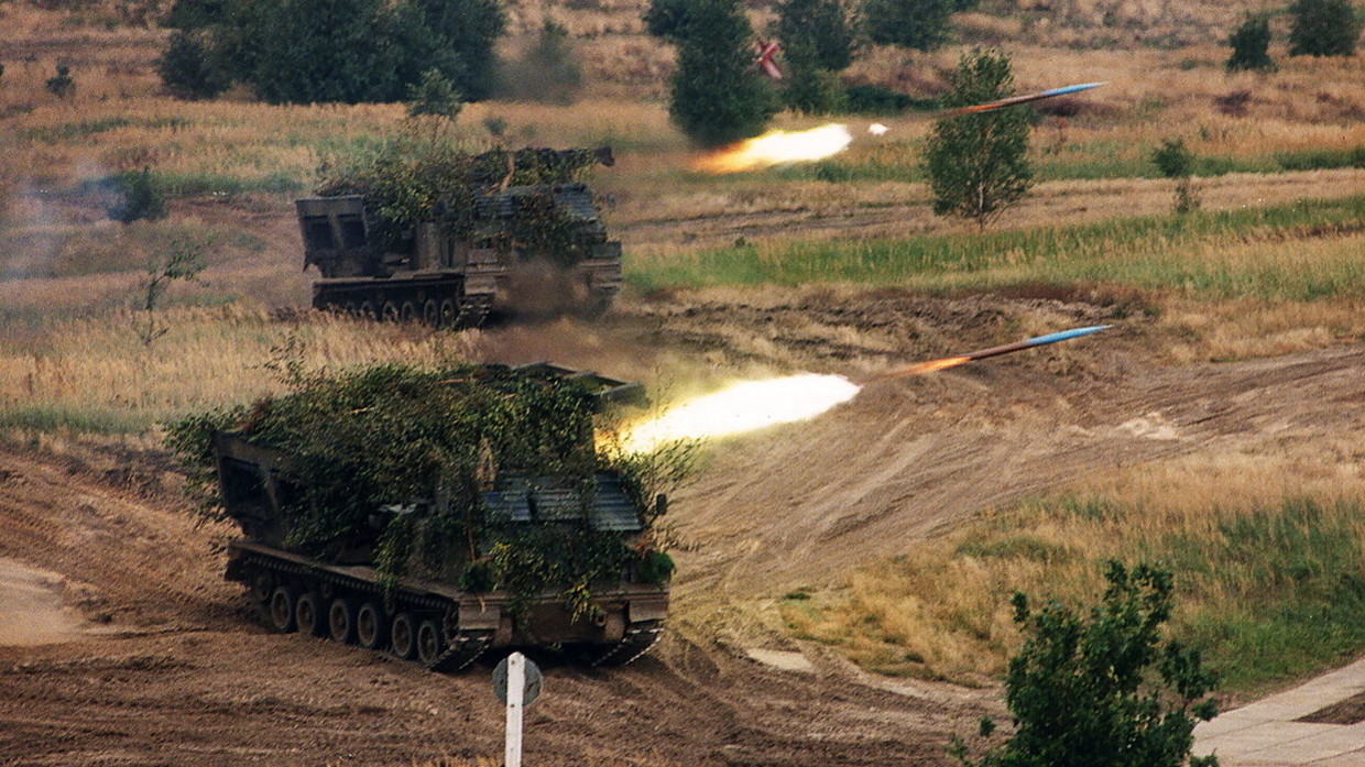 Đức đã chuyển cho Ukraine các hệ thống pháo phản lực phóng loạt M270.