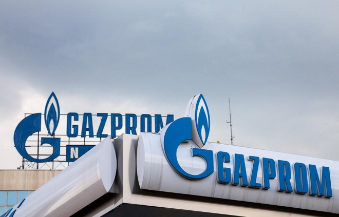 Tập đoàn Gazprom đạt được giá bán khí đốt cực cao ở các quốc gia thuộc Liên minh châu Âu bằng cách cắt giảm một phần nguồn cung, đồng thời kiếm về siêu lợi nhuận kỷ lục. Nhận xét trên do nhà khoa học chính trị Dmitry Abzalov đưa ra trên tờ PolitRussia.