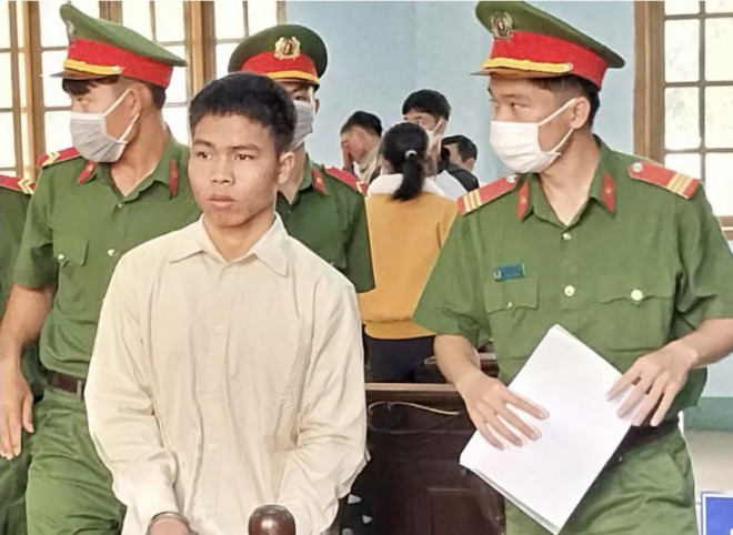 Bị cáo Rah Lan Giang tại phiên toà xét xử.