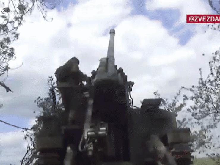 Nga tung video nã hỏa lực dữ dội Ukraine ở miền đông bằng vũ khí hạng nặng