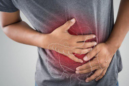 Sức khỏe đời sống - Đi ngoài ra máu, thanh niên 17 tuổi đã bị ung thư trực tràng di căn