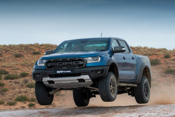 Tin tức ô tô - Top 5 mẫu ô tô "ngốn dầu" nhiều nhất đang bán tại Việt Nam