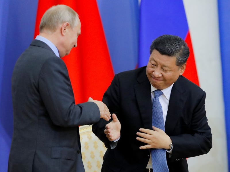 Tổng thống Nga Putin và Chủ tịch Trung Quốc Tập Cận Bình sắp có cuộc gặp thượng đỉnh ở Uzbekistan (ảnh: Reuters)