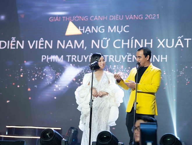 "Ca sĩ tỷ phú" Hà Phương về Việt Nam làm điều đặc biệt, hút mọi chú ý trên sóng VTV - 2