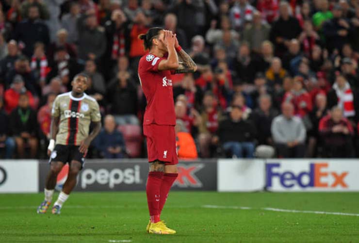 Nunez bỏ lỡ cơ hội ghi bàn trước Ajax dù Liverpool vẫn thắng