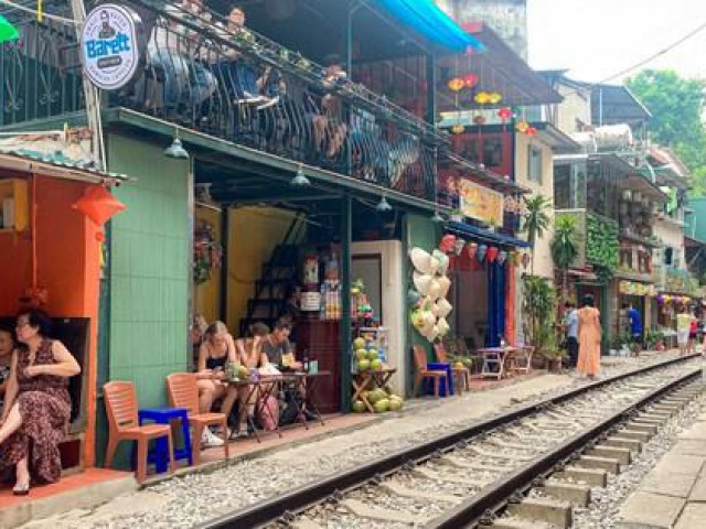 Tin tức trong ngày - Cận cảnh "phố đường tàu" sau khi bị đề nghị dẹp bỏ