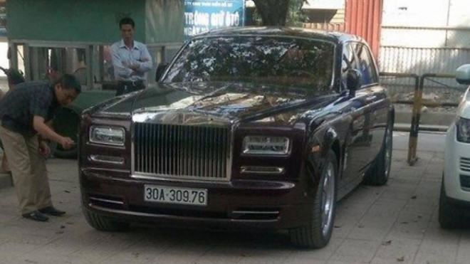 Những chủ nhân xế sang Rolls-Royce gặp hạn - 4