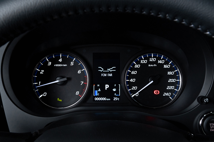 Giá xe Mitsubishi Outlander tháng 9/2022, tặng Camera 360 và phiếu nhiên liệu - 14