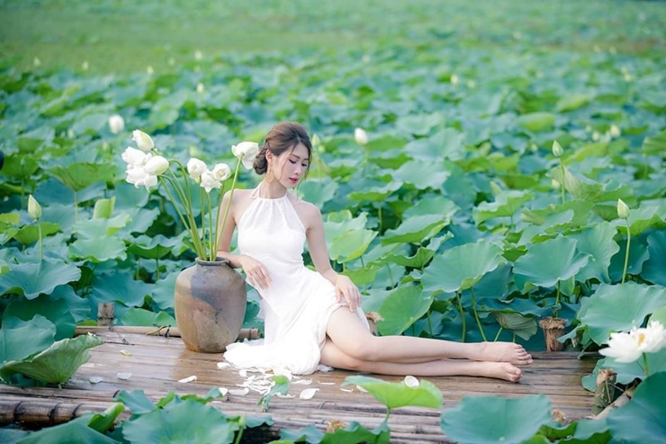 Người đẹp từng thực hiện những shoot hình nghệ thuật ấn tượng như thế này.&nbsp;
