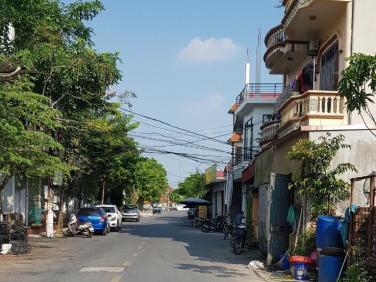 Kinh doanh - Giới đầu tư âm thầm ôm tiền mặt tìm mua đất