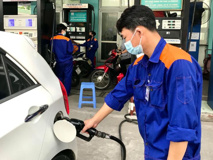 Thị trường - Tiêu dùng - Giá xăng dầu hôm nay 16/9: Lại quay đầu giảm, tương lai giá sẽ thế nào?