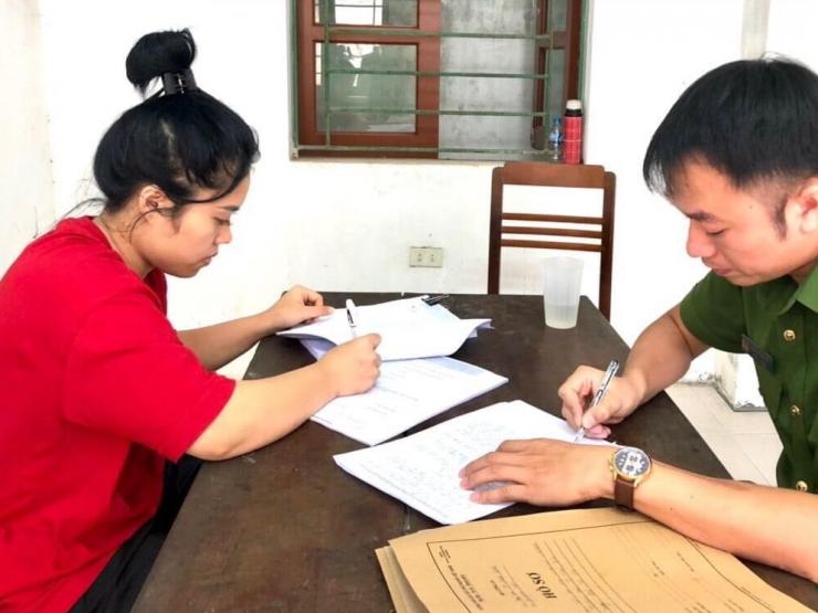 Pháp luật - Nữ quái 9X cho vay 75,5 triệu, thu lời “cắt cổ” hơn 1,3 tỷ đồng