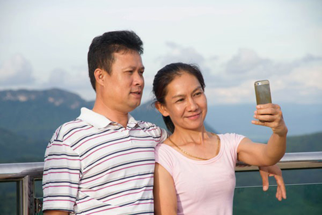 Gia đình hạnh phúc, anh như trẻ ra cả chục tuổi