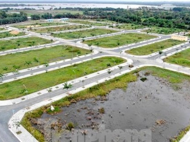 Kinh doanh - Căn hộ đất nền ế ẩm, nhà phố giảm giá vì… hết tiền