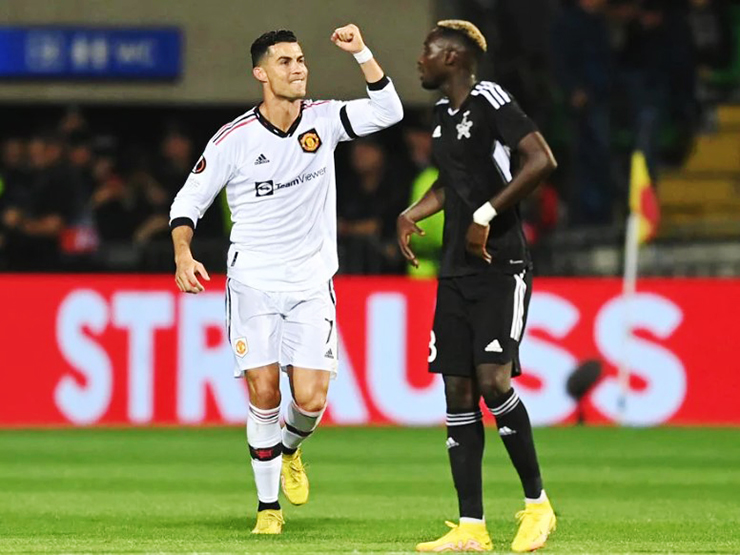 Bóng đá - Ronaldo "thông nòng" được HLV Ten Hag khen, người cũ MU dự CR7 ghi thêm 200 bàn