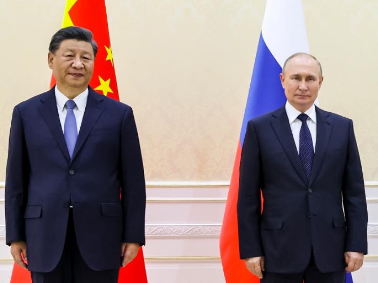 Nga - Trung Quốc xích lại gần nhau
