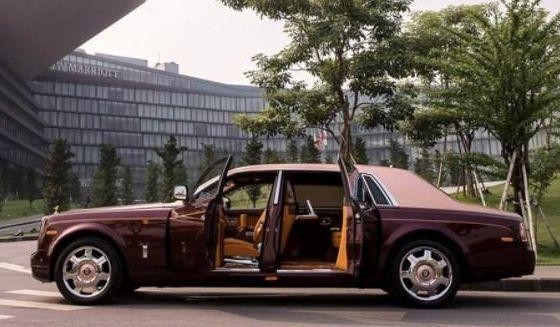 Chiếc siêu xe Rolls-Royce Ghost.
