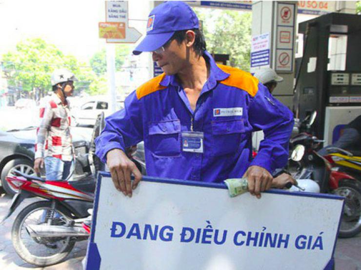 Thị trường - Tiêu dùng - Giá dầu thế giới có thể tăng gấp 4 trong thời gian tới, giá xăng dầu trong nước sẽ thế nào?