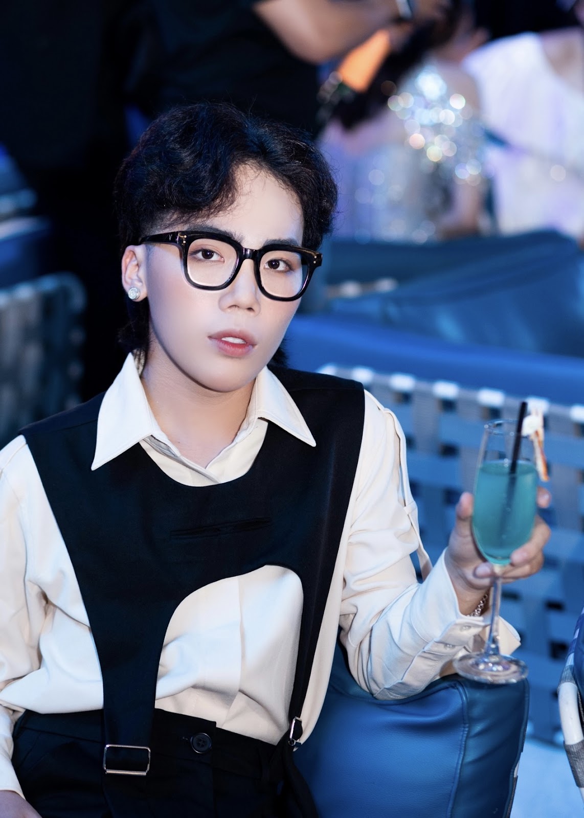 Vẻ ngoài ấn tượng cùng style “chất” của Tạ Công Bằng