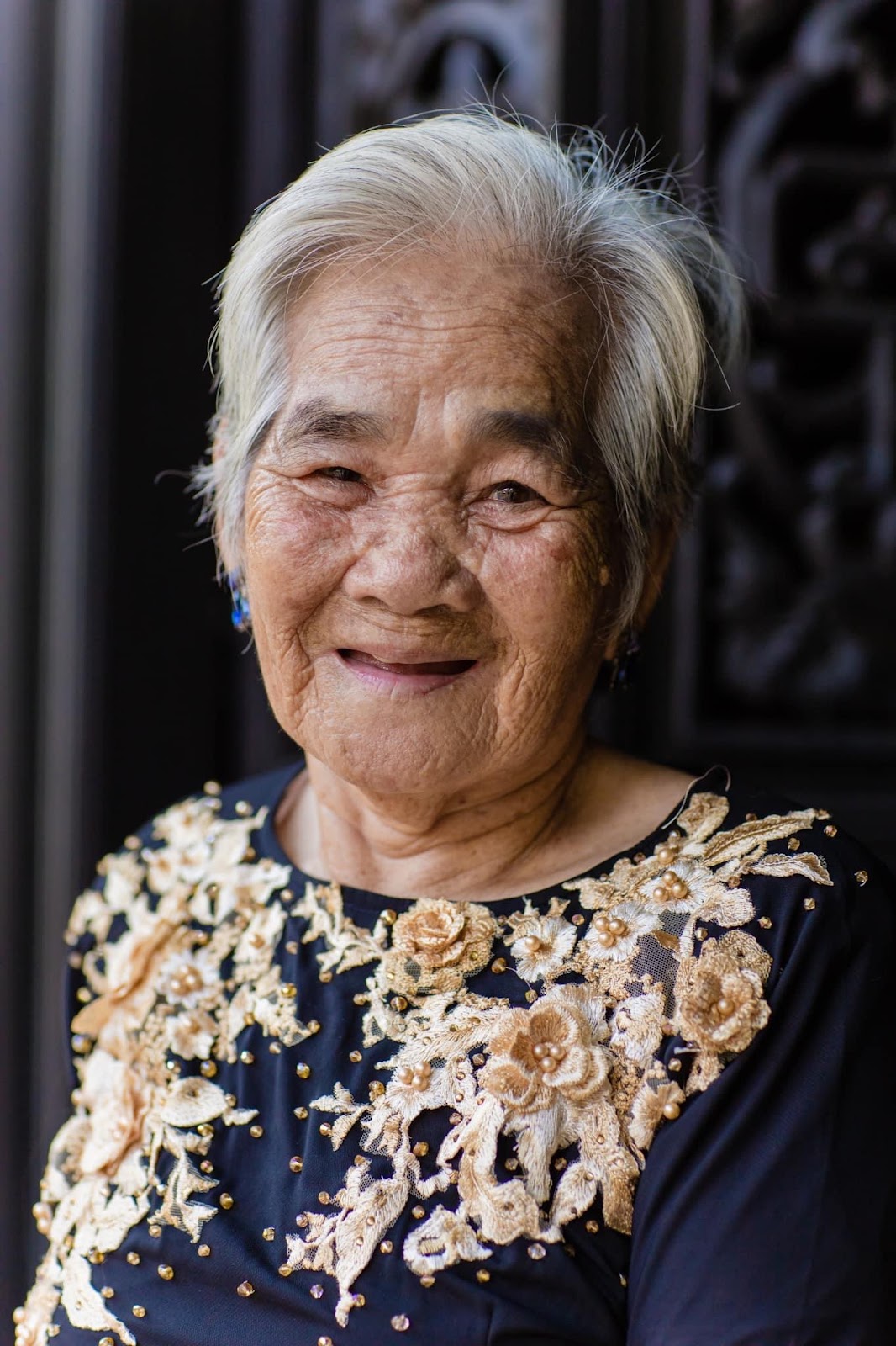 Tiktoker Tạ Công Bằng và bà nội thu hút cộng đồng mạng với những clip triệu views - 4