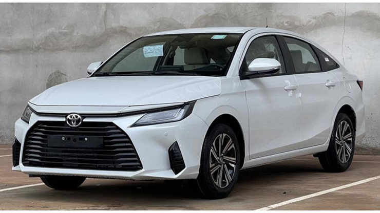 Toyota Vios 2023 tại Thái Lan sở hữu động cơ xăng Dual VVT-iE 4 xi-lanh, dung tích 1.2L, sản sinh công suất tối đa 94 mã lực và mô-men xoắn cực đại 110 Nm
