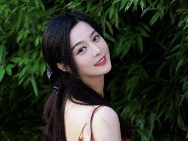 Đời sống Showbiz - Tên của Phạm Băng Băng bất ngờ xuất hiện trong sách giáo khoa