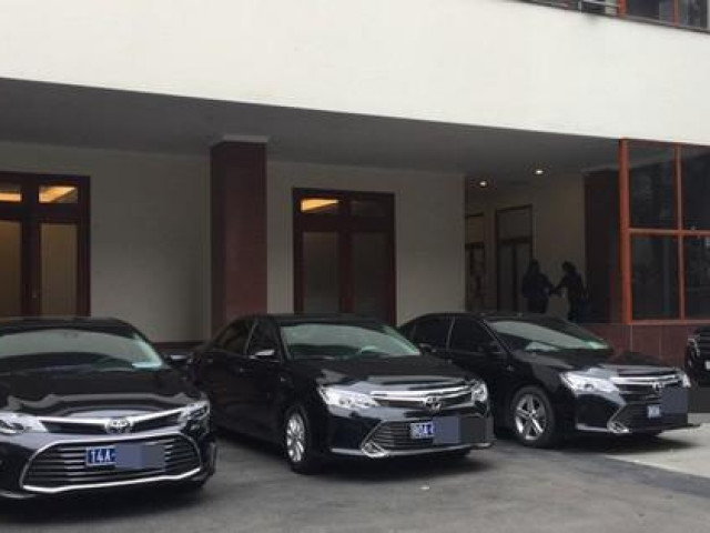 Tin tức trong ngày - Đề xuất Trưởng ban Đảng, Bộ trưởng sử dụng xe công vụ giá tối đa 1,55 tỉ - 1,6 tỉ đồng