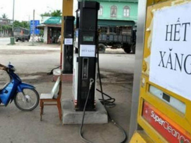 Thị trường - Tiêu dùng - "Trị" khan hàng, có nên để cây xăng lấy hàng từ nhiều đầu mối?