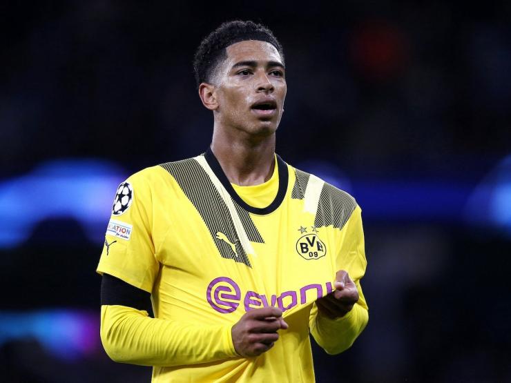 Bóng đá - Chelsea đấu MU và Liverpool, quyết tranh "Sao Mai" Dortmund 100 triệu bảng