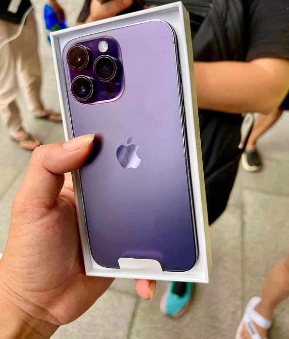 Phiên bản iPhone 14 màu tím được nhiều người yêu thích hơn cả.
