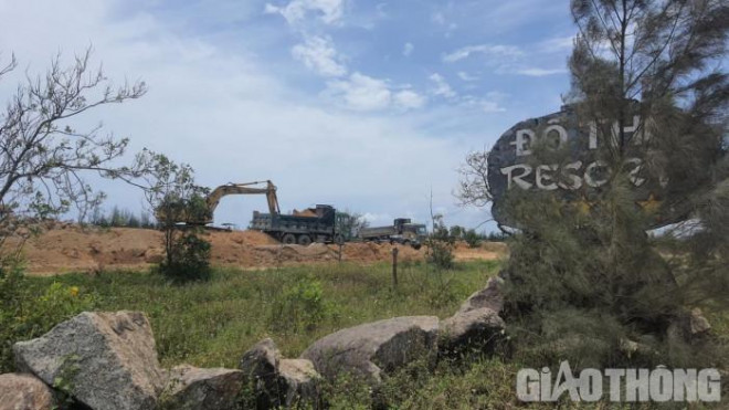 Chủ mỏ đất “giam lỏng” phóng viên: Biến khu du lịch 2.000 tỷ thành bãi thải - 4