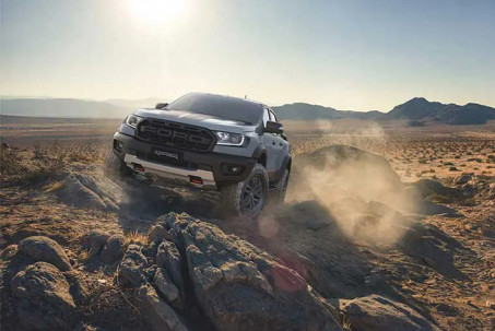 Giá xe Ford Ranger Raptor niêm yết và lăn bánh tháng 9/2022