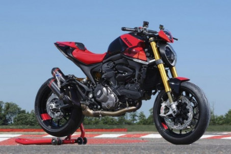 Ducati Monster SP 2023 chính thức trình làng: Giá bán từ 378 triệu đồng