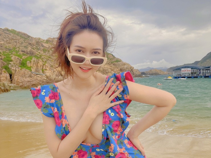 Đời sống Showbiz - MC VTV bị "hỏi làm vợ" với giá 10 tỷ, đây là câu đáp trả khiến ai nấy bất ngờ