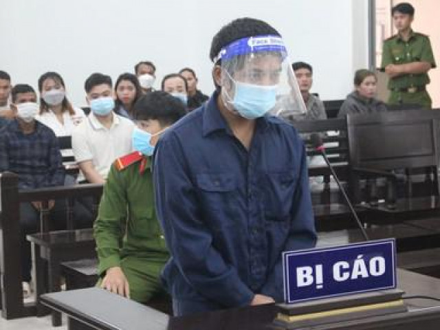 Pháp luật - Bị vợ mắng vì hút thuốc, gã đàn ông "nổi máu điên" đâm chết vợ và con