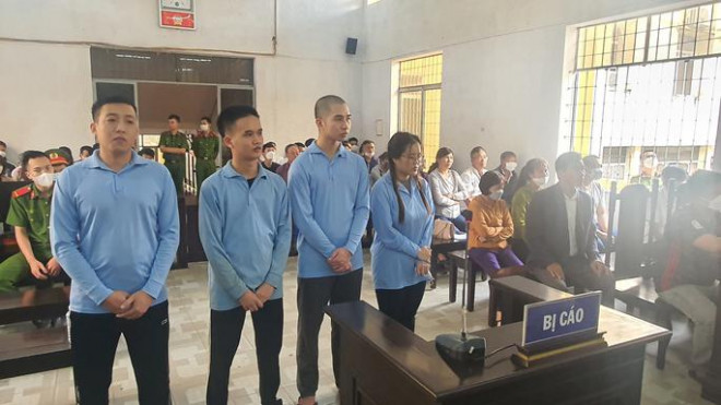 4 đối tượng mua bán người sang Campuchia tại phiên tòa sơ thẩm