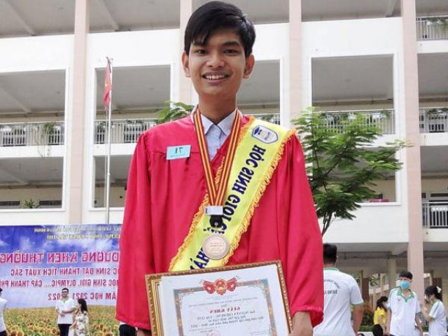 Giáo dục - du học - Nam sinh từng "gây sốt" vì đăng ký 122 nguyện vọng đỗ trường ĐH nào?