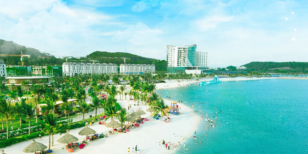 Bãi biển Dragon Beach khắc phục hoàn toàn nhược điểm màu nước biển vốn có tại Đồ Sơn