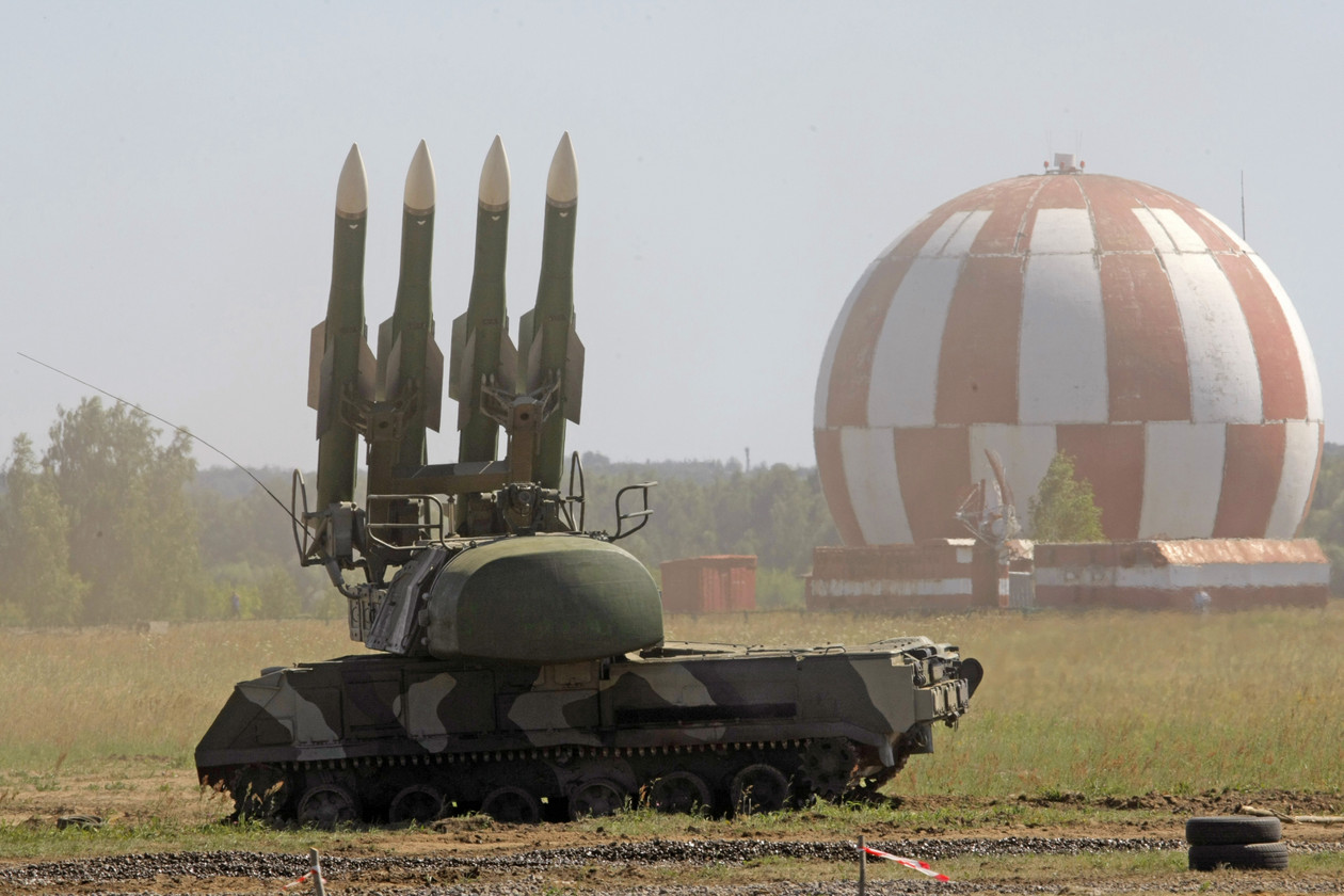 Tên lửa phòng không Buk (SA-11) của Nga.