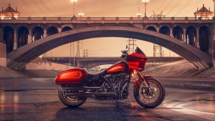 Harley-Davidson Low Rider EI Diablo có giá đề xuất từ 27.999 USD (khoảng 666,64 triệu đồng)
