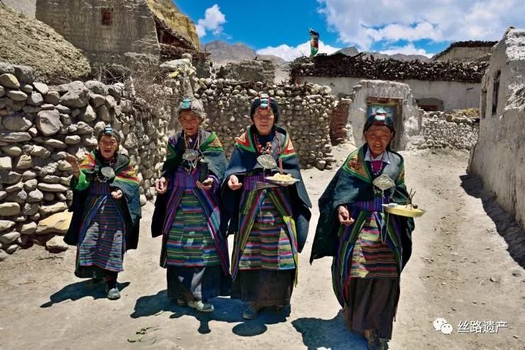4. Mustang từng là lãnh thổ của Tây Tạng nên đa số người dân ở đây vẫn giữ thói quen sinh hoạt của người Tây Tạng.
