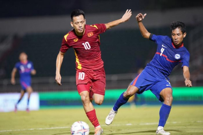 Văn Quyết chơi xuất sắc trong lần trở lại đội tuyển Việt Nam. Ảnh Thanh Niên