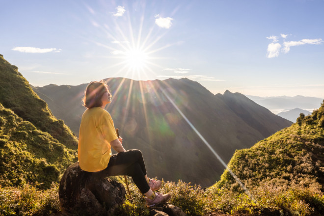 Lên đỉnh Tà Chì Nhù ngắm hoa Chi Pâu tím cả màu hoàng hôn - 11