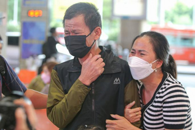 37 ngư dân Quảng Nam bị Malaysia bắt giữ đã về nước - 7