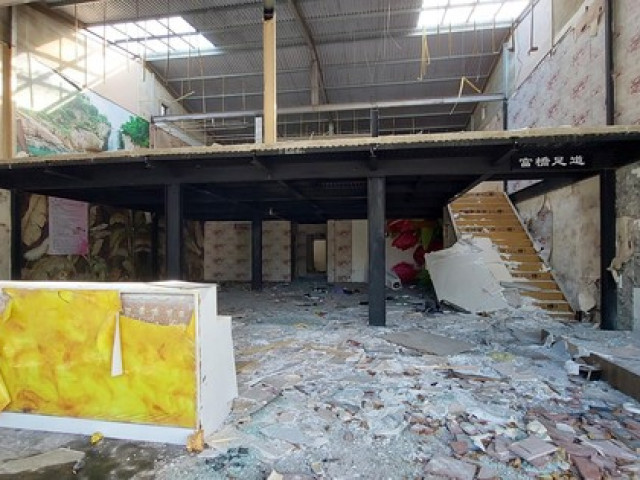 Tin tức trong ngày - Hoang tàn 'Phố Tàu' ven biển Đà Nẵng