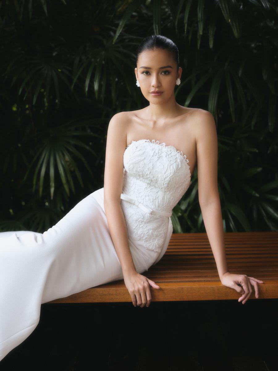 Hoa hậu Ngọc Châu kiêu sa trong váy cưới của Lê Thanh Hòa - 3